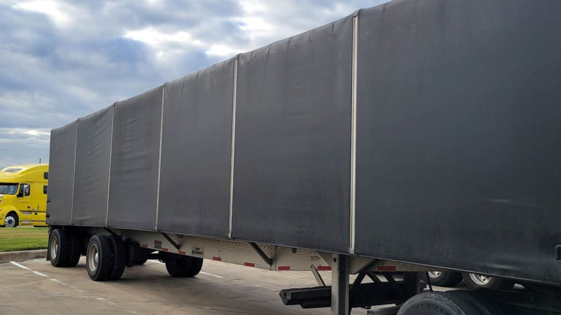 The Rise of Conestoga Trailers: Are They Right for Your Haul?